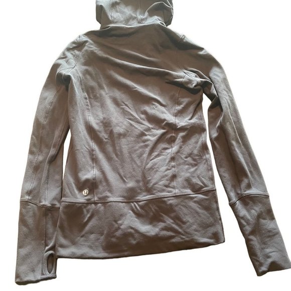 Lululemon Stride Jacket *Grey with Purple Print*  Size 2 - Picture 3 of 8